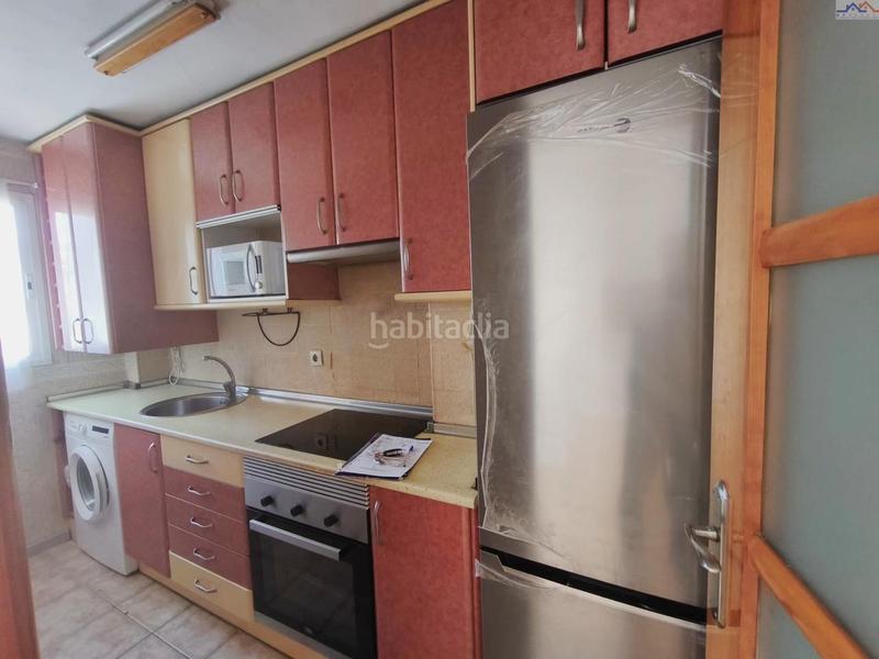 Foto 52463d87-cb2c-41b1-b7a6-9182456da4a2. Pis amb calefacció aparcament a Valdeacederas Madrid