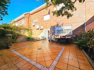 Maison jumelée  Camelias. Chalet adosado de 5 dormitorios. seseña nuevo.