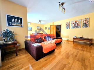 Maison jumelée  Camelias. Chalet adosado de 5 dormitorios. seseña nuevo.