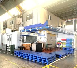 Fabrikhalle  Madrid. Nave de marisco y pescado en mercamadrid.