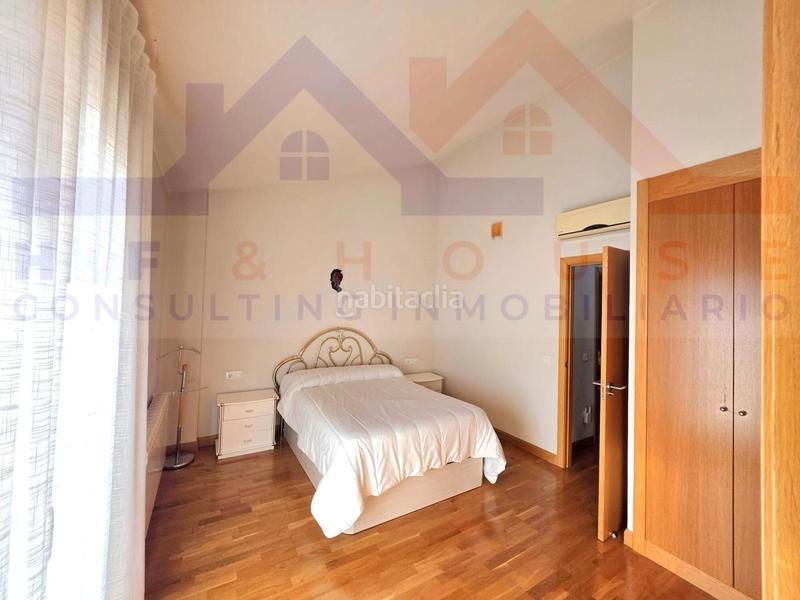 Foto 61d06053-5a02-49b2-ac8c-740a7be6364c. Casa amb calefacció aparcament piscina a La Dehesa - El Pinar Navalcarnero