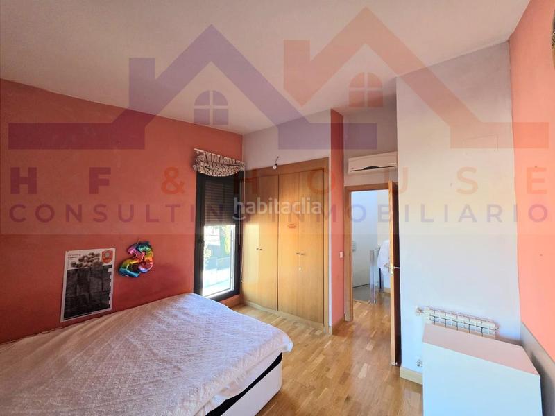 Foto 72d93bd7-cd71-4696-87de-b684706d98b5. Casa amb calefacció aparcament piscina a La Dehesa - El Pinar Navalcarnero