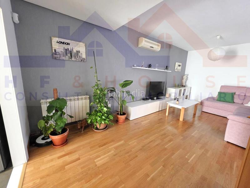 Foto a02e1e70-185a-4e0e-89a8-5dd5eaa618bb. Casa amb calefacció aparcament piscina a La Dehesa - El Pinar Navalcarnero