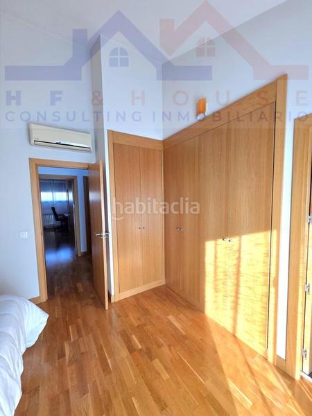 Foto c9e85d67-9af1-4d87-9169-ce540040a761. Casa amb calefacció aparcament piscina a La Dehesa - El Pinar Navalcarnero