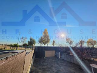 Casa  De las suertes. Chalet pareado de 5 dormitorios en navalcarnero.