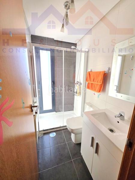 Foto eb4615f0-d77d-4a95-bb16-044d2eda5073. Casa amb calefacció aparcament piscina a La Dehesa - El Pinar Navalcarnero