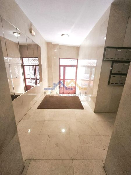 Foto 20a4c1a9-7d26-4943-81dc-e70929885286. Estudi amb calefacció a Numancia Madrid