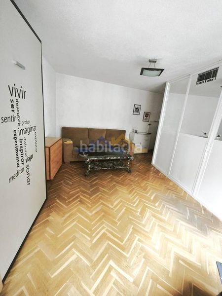 Foto 5a9c6c53-8e80-4d68-ba06-277ed5fdc164. Estudi amb calefacció a Numancia Madrid