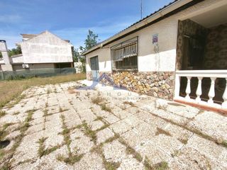 Haus  Barrio de san miguel. Casa  finca urbanizable. colmenar de oreja
