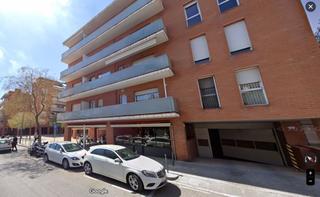 Aparcament cotxe  Teresa pamies i bertran. Garaje en venta en jardín de reus.