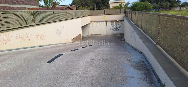Foto 2bad50f1-b09a-4576-8f94-c6225fff223b. Miete autoparkplatz in bernat metge 17 in Ponent Reus