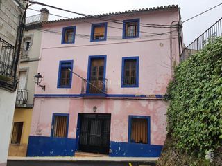 Casa adosada en Vall de Gallinera. Casa adosada con 3 habitaciones