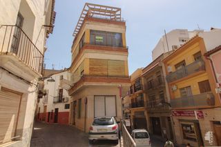 Casa en Callosa d´En Sarrià. Casa con 4 habitaciones