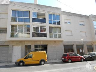 Piso en Callosa d´En Sarrià. Segundo con 3 habitaciones, ascensor y terraza