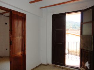 House in Vall de Almonacid. Casa con 3 habitaciones