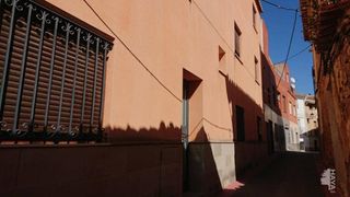Flat in Castellnovo. Primero con 2 habitaciones y terraza