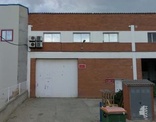 Rent Industrial building in Sant Esteve Sesrovires