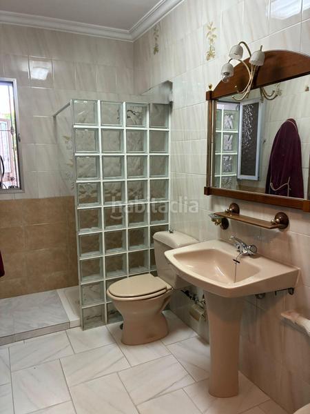 Foto 83361e34-7866-4db8-93c6-893f6561aeb1. Casa amb aparcament a La Pastora - La Estación San Fernando