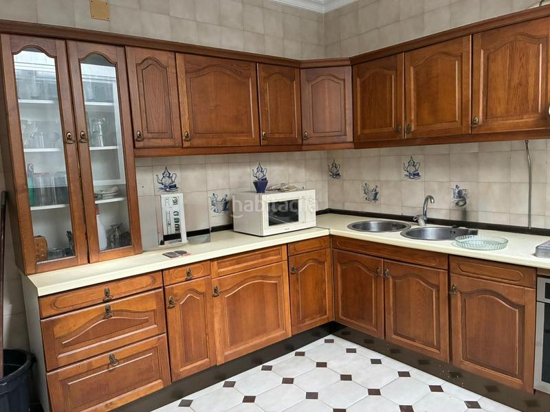 Foto e9b6e1a0-427b-4224-aab6-7ede15deb597. Casa amb aparcament a La Pastora - La Estación San Fernando