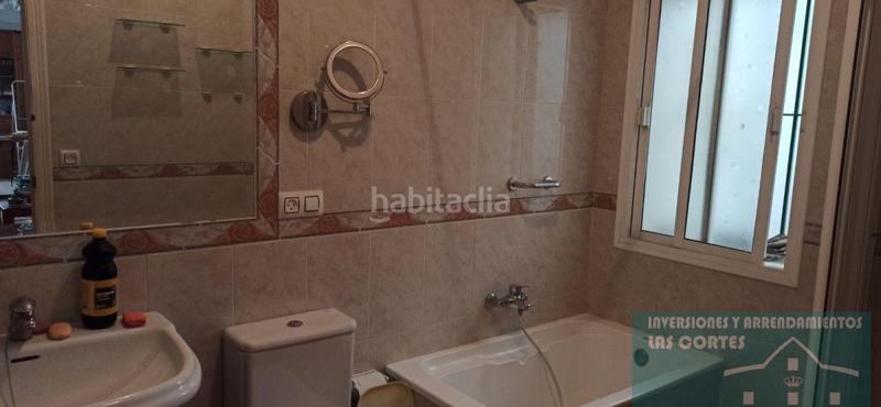 Foto f8ad6a8f-ec3f-4c16-9d98-621bf544ea24. Casa amb aparcament a Centro Ciudad San Fernando