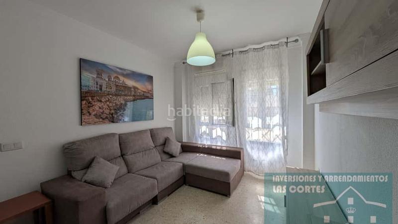 Foto cfcf5983-787f-46a5-8f4c-b678f420334c. Alquiler piso  en Barriada de Andalucía - Ardila San Fernando