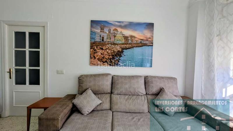 Foto 5a243a30-092a-4df7-a6b0-ff7dfc588772. Rent flat in Barriada de Andalucía - Ardila San Fernando
