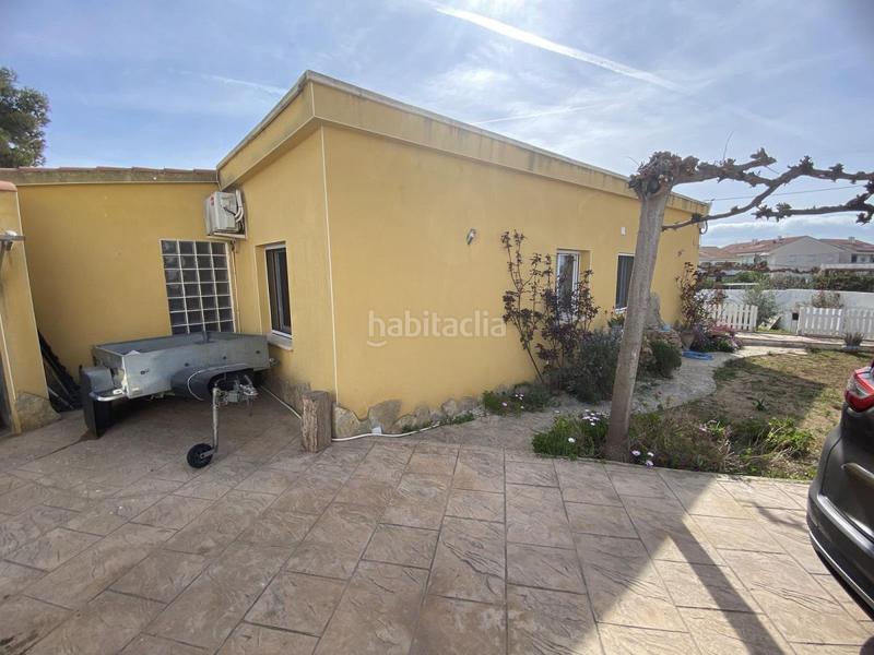 Foto 8facb0ed-f693-4f22-aeff-03e44d07c000. Chalet villa en venta , 3 dormitorios. en Alcanar