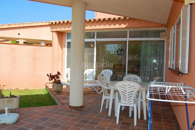 Foto b4cab21a-9fd8-450e-a8b9-0af75c001230. Xalet amb aparcament piscina a Deltebre