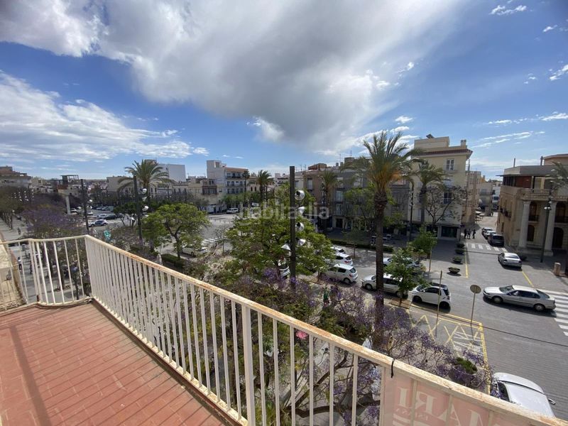 Foto 1bc72659-cbc9-4491-9039-84c7d2dfd032. Casa amb aparcament a Centre La Ràpita
