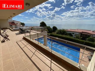 Chalet à Alcanar. Villa en venta en alcanarplatja  urb. serramar, 6 dormitorios.