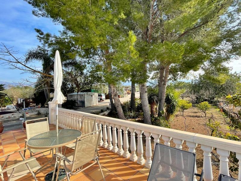 Foto 4d28435c-7592-41eb-bb23-5f667818d28b. Chalet with parking in Aldover