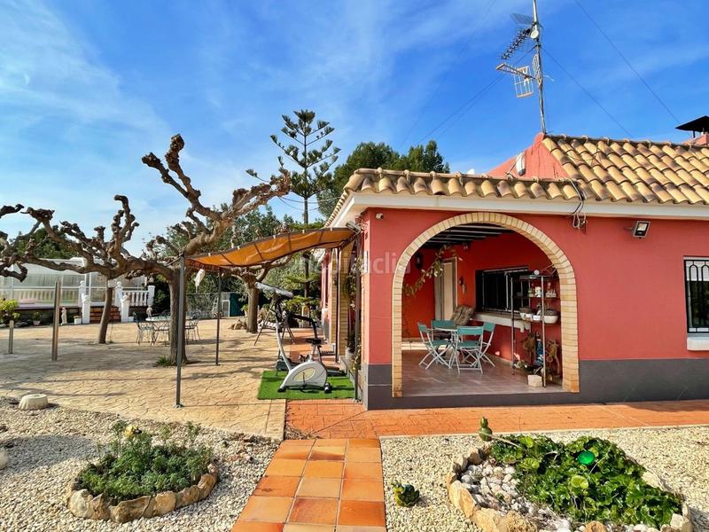 Foto 75e8e468-b0dc-4bce-97ff-9c866378c36b. Chalet with parking in Aldover