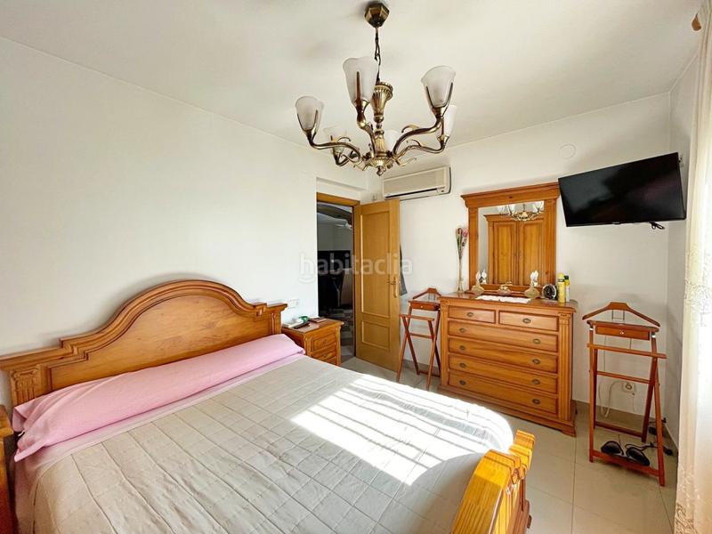 Foto b2e3da1f-79a9-42f7-9476-08cb49600214. Chalet with parking in Aldover