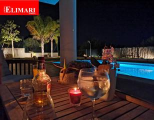 Chalet  Margallo. Villa en venta en urb. favaret, 4 dormitorios.