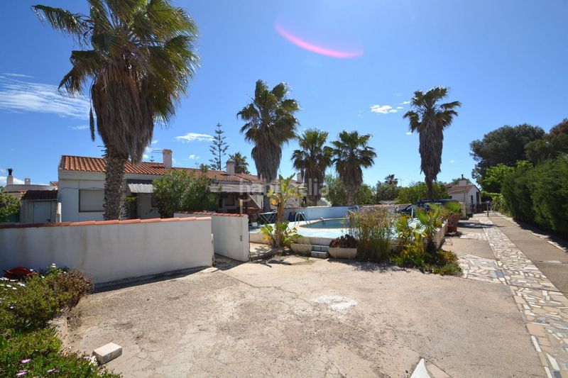 Foto 1c4a7314-18e0-42a9-930f-37cfa7b8091c. Xalet amb aparcament piscina a Deltebre