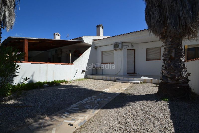 Foto b3f91f80-7199-426c-94a5-ecbe332d8d68. Xalet amb aparcament piscina a Deltebre