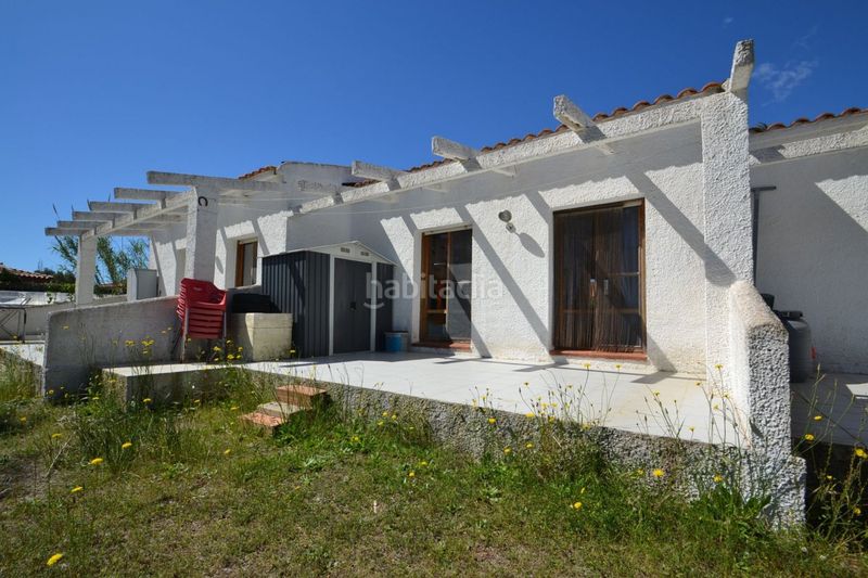 Foto ed177572-eeef-471e-ad26-08a95bc03fbe. Xalet amb aparcament piscina a Deltebre