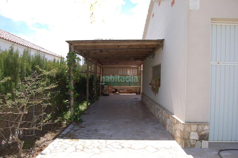 Foto 87ab2827-e1ee-4ab3-9e03-a91ba3935ed0. Xalet amb aparcament piscina a Deltebre