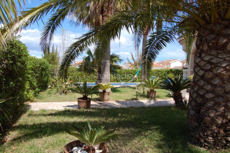 Foto 972be56d-b182-4e24-9269-e1a6fb5e143f. Xalet amb aparcament piscina a Deltebre