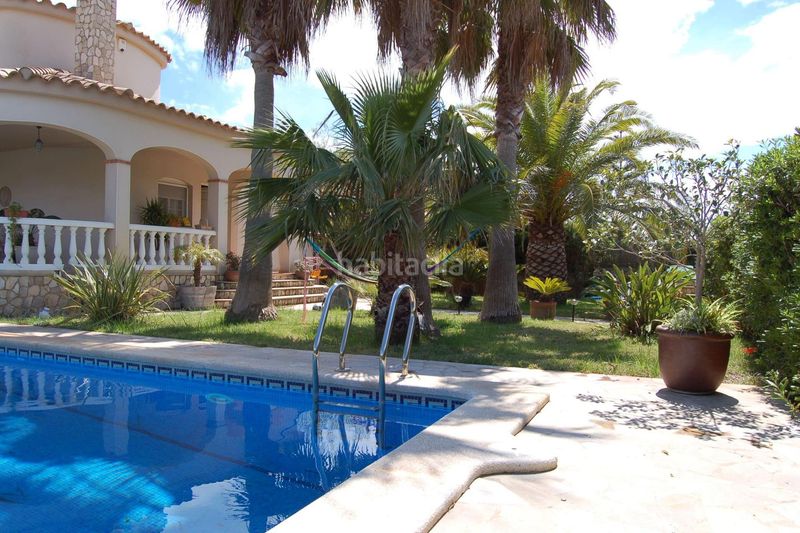 Foto c51b60cc-cda8-4dd4-ad9a-e98a8868e665. Xalet amb aparcament piscina a Deltebre