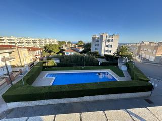 Apartament a Alcanar. Apartamento en venta en playa, 2 dormitorios.