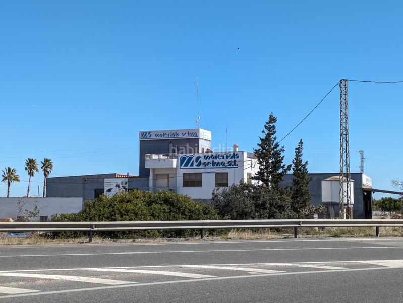 Foto 4bafd1b9-56b1-4120-baa6-57478644190c. Nave industrial  en venta , 4 dormitorios. en Amposta