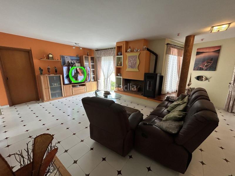 Foto 75cceb97-15b9-445b-941d-a98b9dad0599. Chalet avec parking dans Sant Jaume d´Enveja