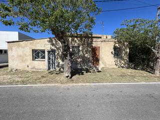 Casa a Deltebre. Casa en venta en deltebre, 3 dormitorios.