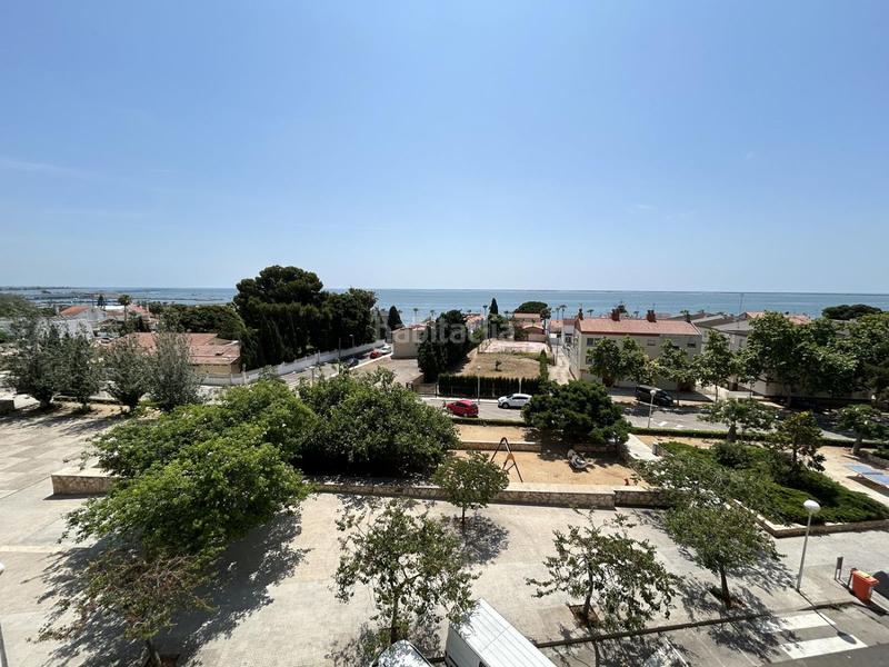 Foto 593c0c7c-ef11-4eb9-97c7-6b699c502b74. Apartament a Avinguda Catalunya Sant Carles de la Ràpita