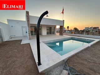 Chalet en Alcanar. Villa en venta en alcanarplatja  urb. montsiamar, 3 dormitorios.