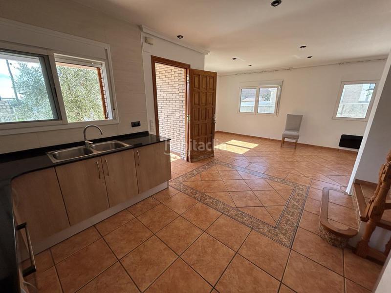 Foto 241bcdfd-17c2-4cf5-bf04-523f694e843b. Chalet avec chauffage parking dans Alcanar