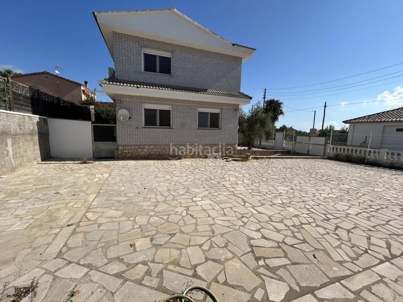 Foto f854b2bd-420a-40e1-b47f-3010bd2b1ee6. Chalet avec chauffage parking dans Alcanar