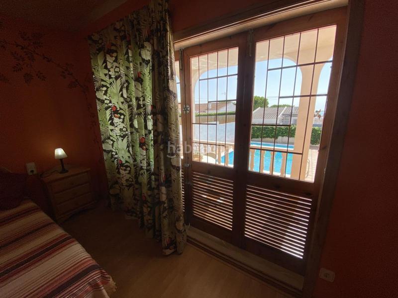 Foto 59b29acd-7c9a-45e8-8293-93f9baa12160. Xalet amb calefacció aparcament piscina a Alcanar