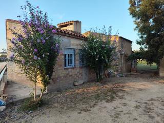 Mas à Urbanitzacions. Finca rúst. en venta en tortosa.